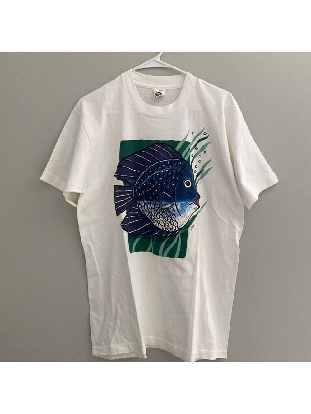 Vintage 90’s fish Tee